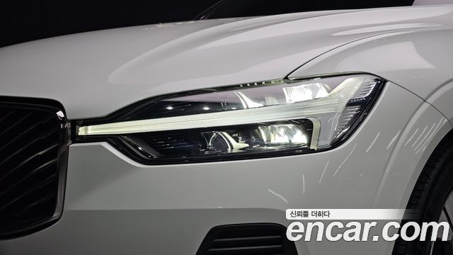 Volvo XC60 2026 — photo 8