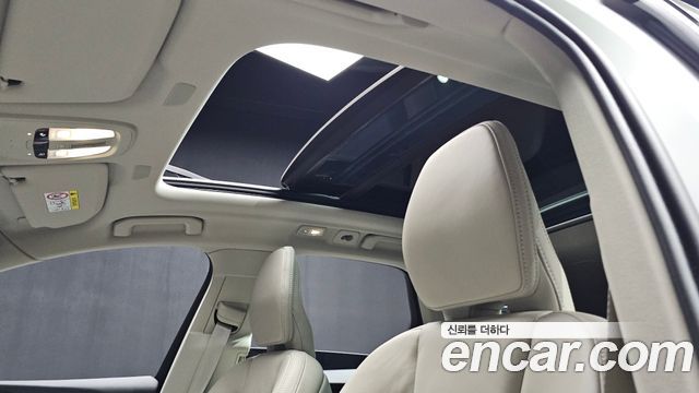 Volvo XC60 2026 — photo 35
