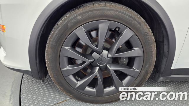 Tesla Model X 2023 — photo 5