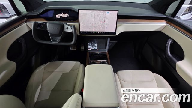 Tesla Model X 2023 — photo 10
