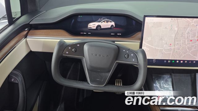 Tesla Model X 2023 — photo 19
