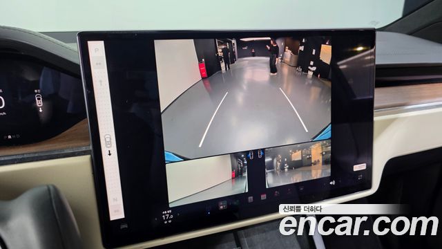 Tesla Model X 2023 — photo 21
