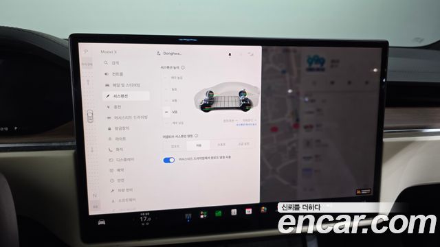 Tesla Model X 2023 — photo 22