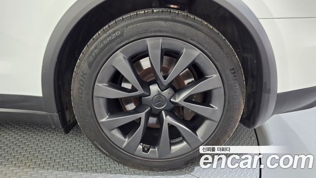 Tesla Model X 2023 — photo 7
