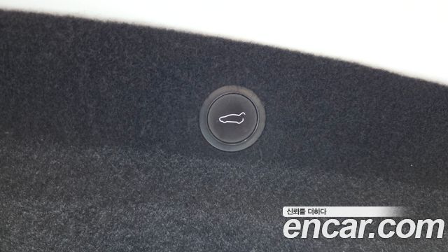 Tesla Model X 2023 — photo 33