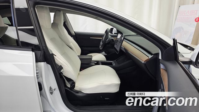 Tesla Model 3 2021 — photo 17