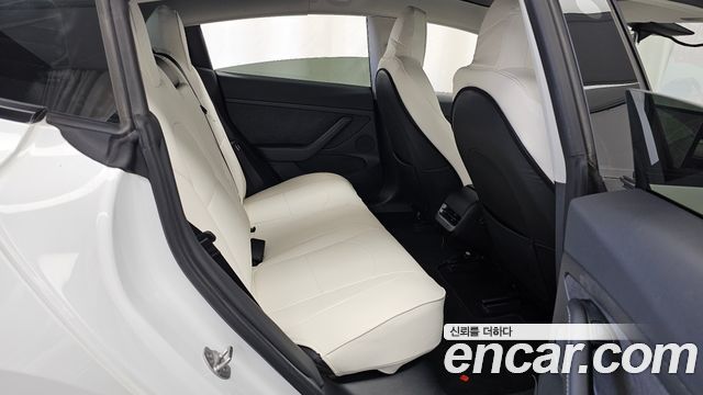 Tesla Model 3 2021 — photo 18