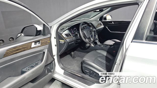 Hyundai Sonata 2017 — photo 10
