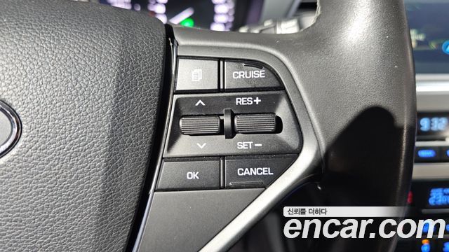 Hyundai Sonata 2017 — photo 18