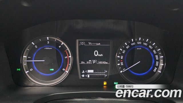 KG Mobility Rexton 2018 — photo 11