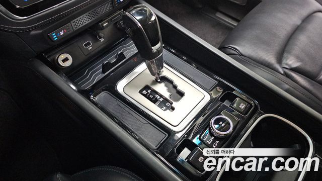 KG Mobility Rexton 2018 — photo 12