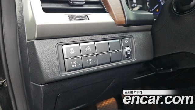 KG Mobility Rexton 2018 — photo 21