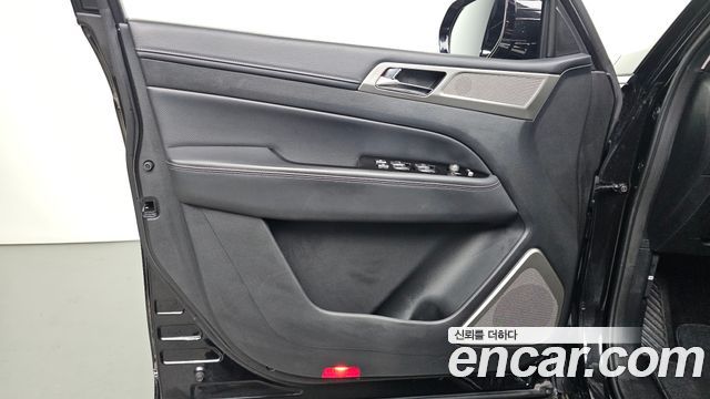KG Mobility Rexton 2018 — photo 14