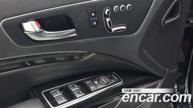 Kia K9 2016 — photo 15