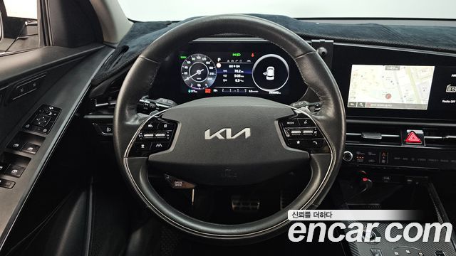 Kia Niro 2023 — photo 13