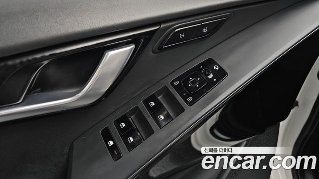 Kia Niro 2023 — photo 16