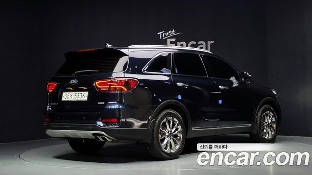 Kia Sorento 2019 — photo 2