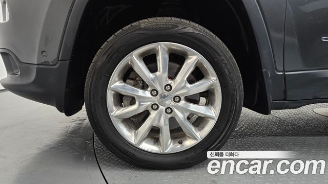 Jeep Cherokee 2015 — photo 5