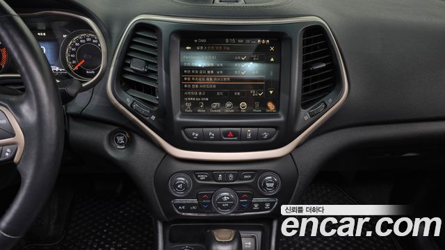 Jeep Cherokee 2015 — photo 14
