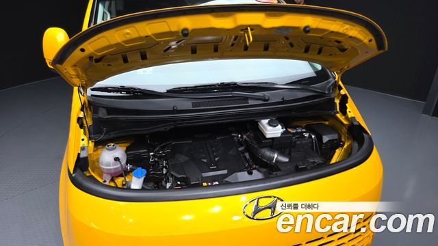 Hyundai Staria 2024 — photo 6
