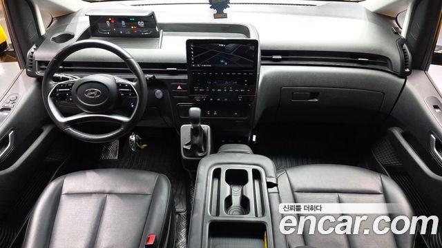 Hyundai Staria 2024 — photo 10