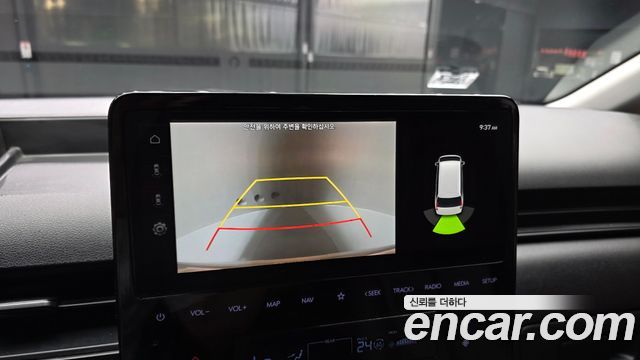 Hyundai Staria 2024 — photo 22