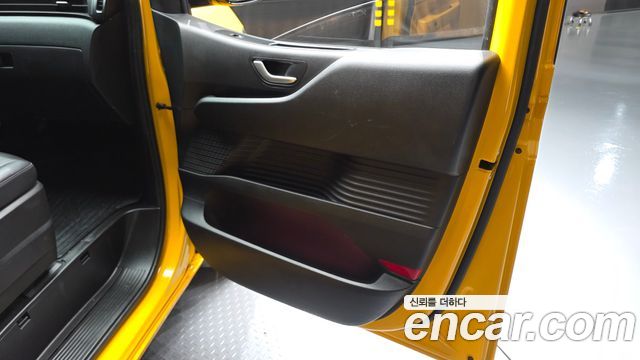Hyundai Staria 2024 — photo 14