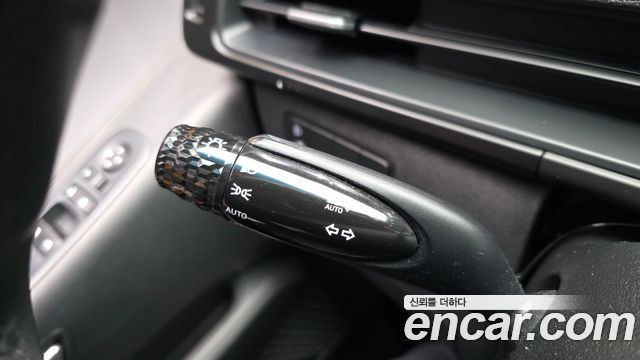 Hyundai Staria 2024 — photo 27