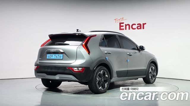 Kia Niro 2024 — photo 2