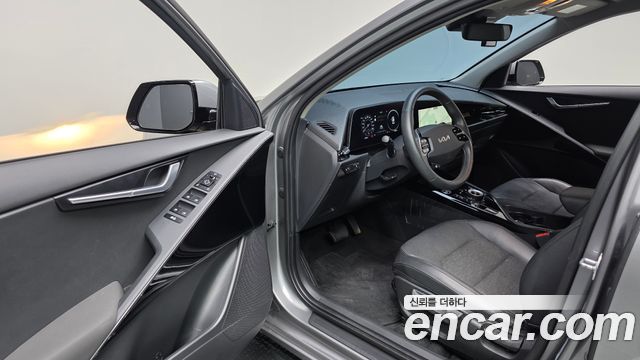 Kia Niro 2024 — photo 10