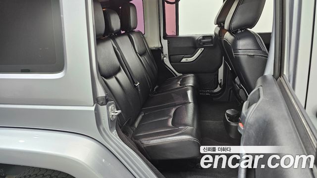 Jeep Wrangler 2014 — photo 15