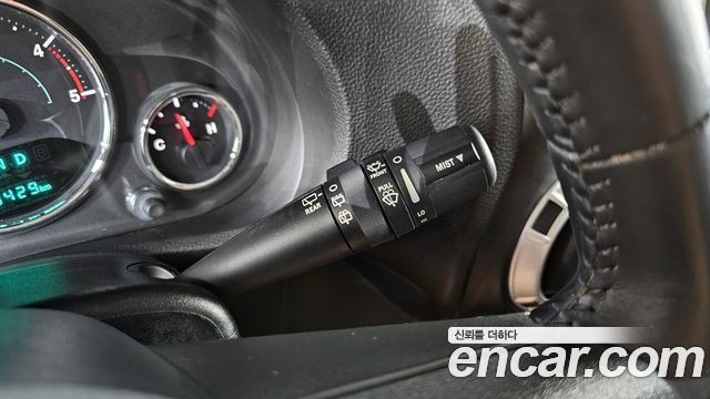 Jeep Wrangler 2014 — photo 18