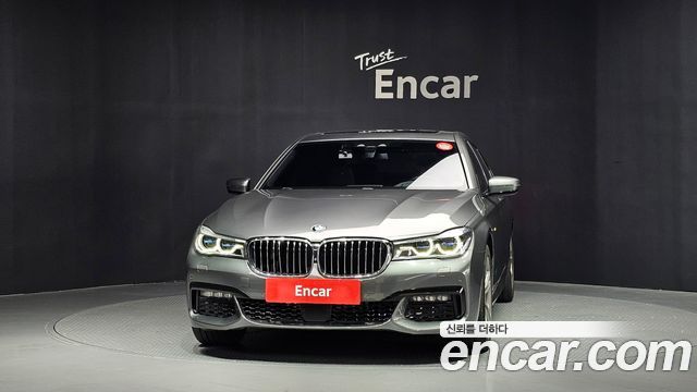 BMW 7-Series 2018 — photo 3