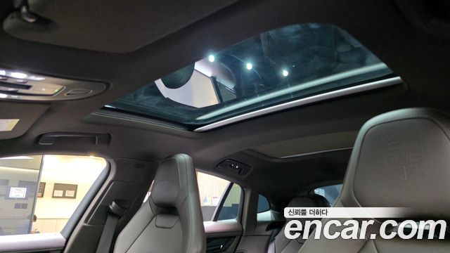 Porsche Panamera 2024 — photo 24