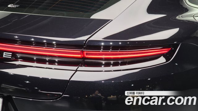 Porsche Panamera 2024 — photo 9