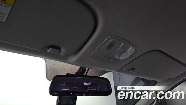 Hyundai Starex 2015 — photo 19