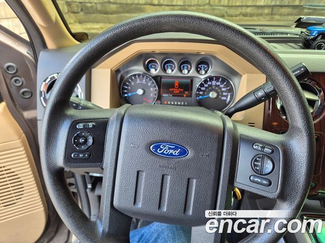 Ford F350 2015 — photo 11