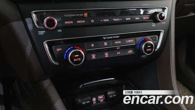 Kia K5 2020 — photo 11