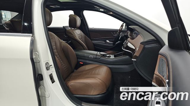 Mercedes-Benz S-Class 2018 — photo 10