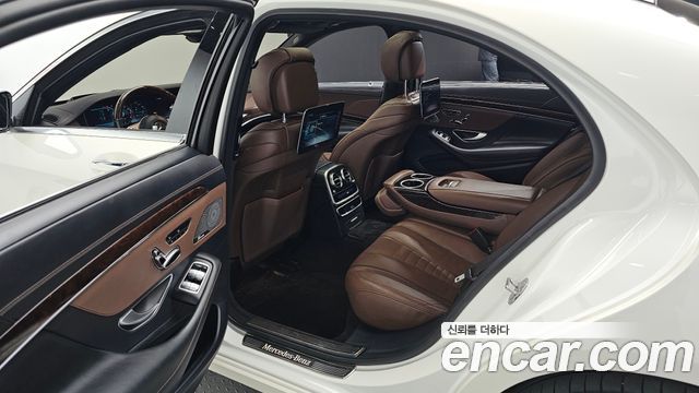 Mercedes-Benz S-Class 2018 — photo 12