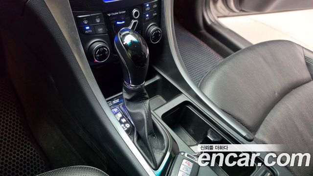Hyundai Sonata 2012 — photo 14