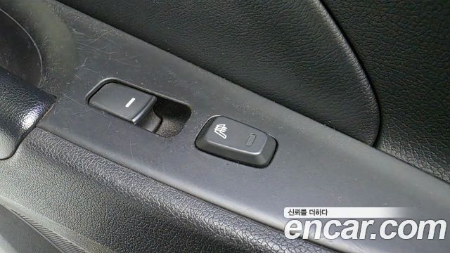 Hyundai Sonata 2012 — photo 15