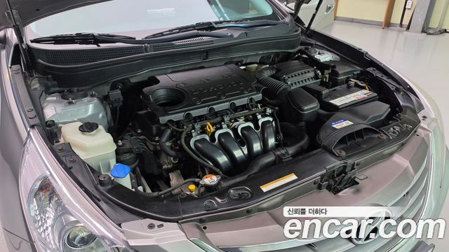 Hyundai Sonata 2012 — photo 20
