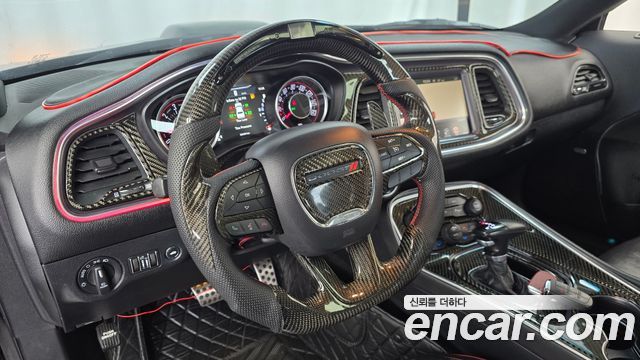 Dodge Challenger 2016 — photo 14