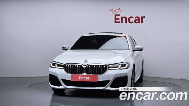 BMW 5-Series 2023 — photo 3