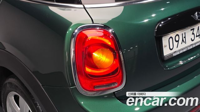 Mini Cooper 2018 — photo 9