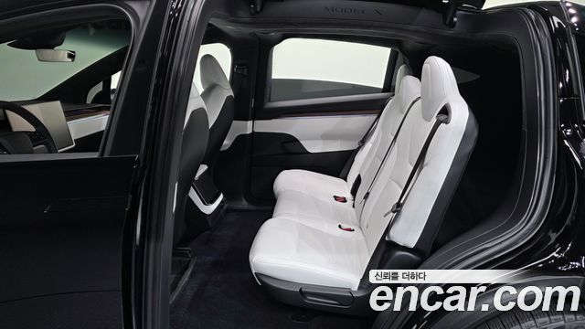 Tesla Model X 2026 — photo 18