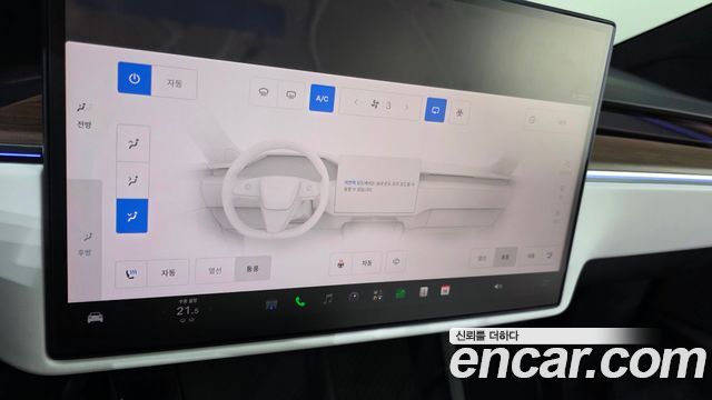 Tesla Model X 2026 — photo 22