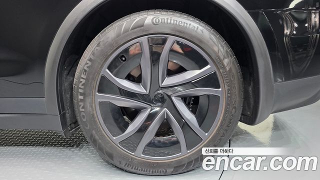 Tesla Model X 2026 — photo 7