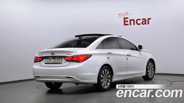 Hyundai Sonata 2013 — photo 2
